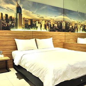 Orange Inn Hotel Mangga Besar